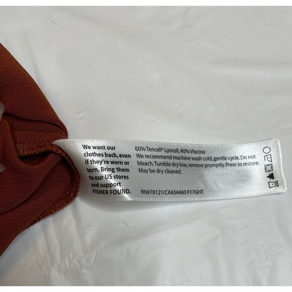 Eileen Fisher Lightweight Viscose Paprika Ballet Neck Top Large $178 KeyholeBack - Picture 6 of 6